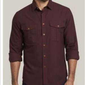 Men’s in-tuck it button up